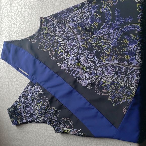 Asymmetrical Sleeveless Blouse by Joan Vass Size S - Picture 6 of 14